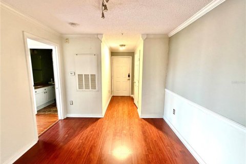 Condo in Tampa, Florida, 1 bedroom  № 2198835 - photo 4