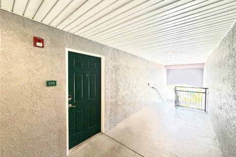Condo in Tampa, Florida, 1 bedroom  № 2198835 - photo 2
