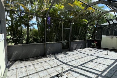 Townhouse in Doral, Florida 3 bedrooms, 163.42 sq.m. № 2076292 - photo 23