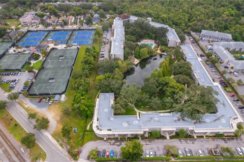 Condo in Winter Park, Florida, 2 bedrooms  № 2409831 - photo 29