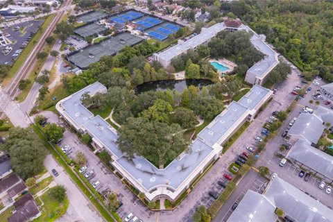 Condo in Winter Park, Florida, 2 bedrooms  № 2409831 - photo 27