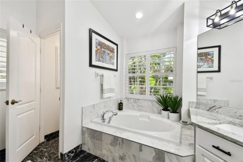 Villa ou maison à vendre à Tarpon Springs, Floride: 4 chambres, 188.31 m2 № 1593597 - photo 19