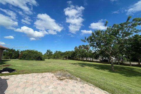 House in Homestead, Florida 4 bedrooms, 261.33 sq.m. № 1870018 - photo 25