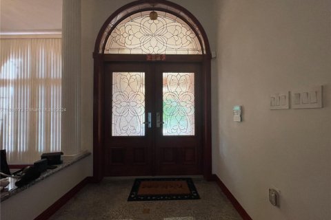 House in Homestead, Florida 4 bedrooms, 261.33 sq.m. № 1870018 - photo 10
