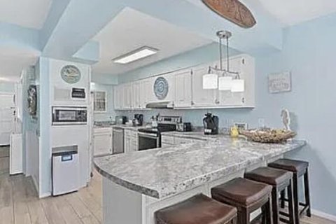Condominio en venta en Panama City Beach, Florida, 3 dormitorios, 115.94 m2 № 590251 - foto 1