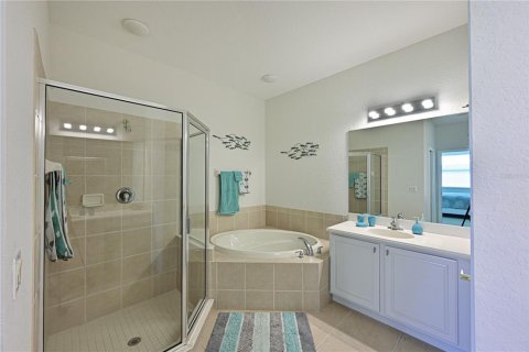 House in Bradenton, Florida 2 bedrooms, 173.73 sq.m. № 1547562 - photo 19