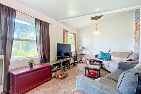 House in Seffner, Florida 2 bedrooms, 83.98 sq.m. № 1847902 - photo 7