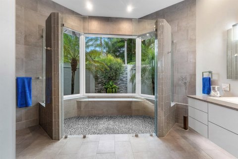 Casa en venta en Palm Beach Gardens, Florida, 4 dormitorios, 390.1 m2 № 2432275 - foto 18