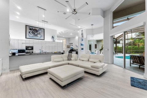 Casa en venta en Palm Beach Gardens, Florida, 4 dormitorios, 390.1 m2 № 2432275 - foto 12
