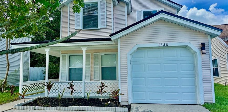 Casa en Kissimmee, Florida 3 dormitorios, 129.41 m2 № 1911694
