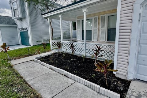 Casa en venta en Kissimmee, Florida, 3 dormitorios, 129.41 m2 № 1911694 - foto 14