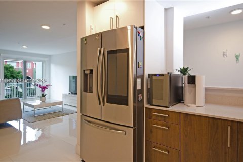 Condominio en venta en Doral, Florida, 2 dormitorios, 112.04 m2 № 2030078 - foto 14