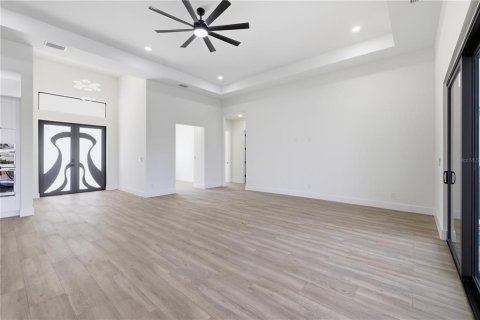 Villa ou maison à vendre à Port Charlotte, Floride: 4 chambres, 218.13 m2 № 2349796 - photo 23
