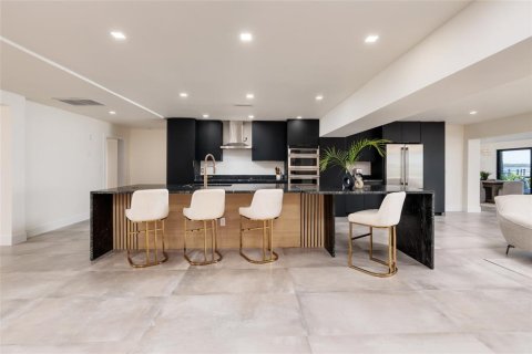 Купить виллу или дом в Олдсмар, Флорида 4 комнаты, 413.79м2, № 2117966 - фото 8