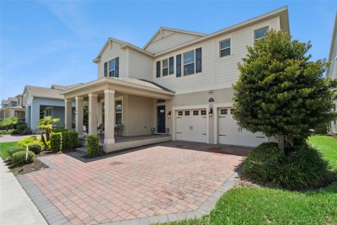 House in Winter Garden, Florida 4 bedrooms, 263.84 sq.m. № 2197746 - photo 4