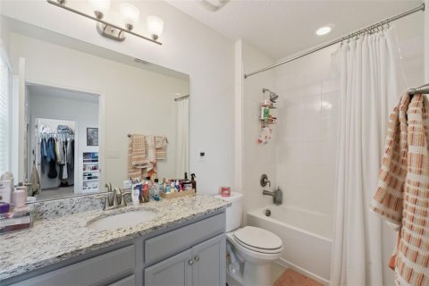 House in Winter Garden, Florida 4 bedrooms, 263.84 sq.m. № 2197746 - photo 28