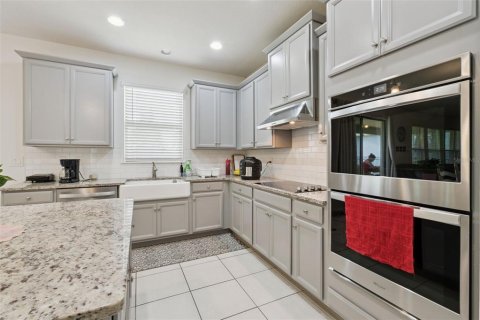 House in Winter Garden, Florida 4 bedrooms, 263.84 sq.m. № 2197746 - photo 10