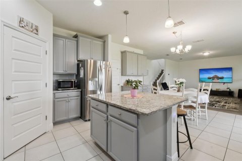 House in Winter Garden, Florida 4 bedrooms, 263.84 sq.m. № 2197746 - photo 9