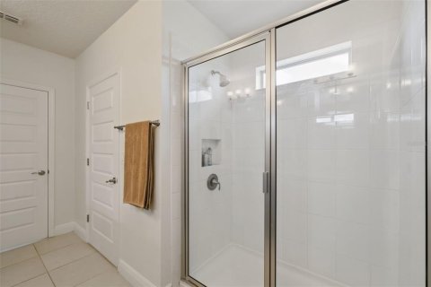 House in Winter Garden, Florida 4 bedrooms, 263.84 sq.m. № 2197746 - photo 30