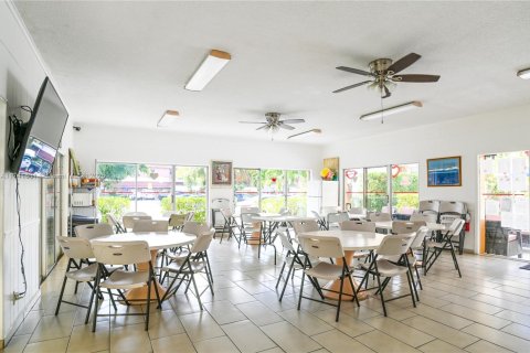 Condominio en venta en Hollywood, Florida, 1 dormitorio, 47.38 m2 № 1709841 - foto 8