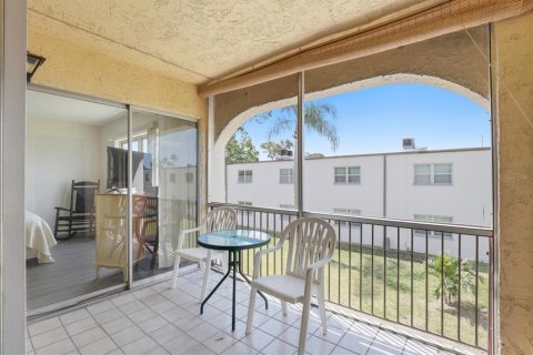 Condominio en venta en Seminole, Florida, 2 dormitorios, 76.18 m2 № 2200054 - foto 13