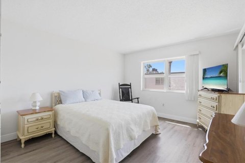 Condominio en venta en Seminole, Florida, 2 dormitorios, 76.18 m2 № 2200054 - foto 18