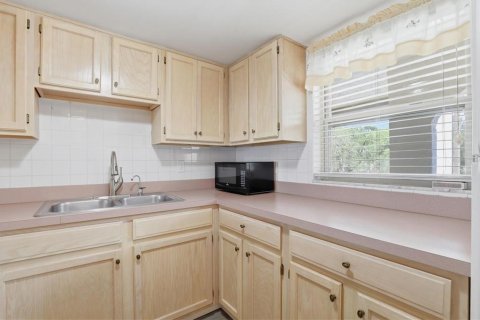 Condominio en venta en Seminole, Florida, 2 dormitorios, 76.18 m2 № 2200054 - foto 11