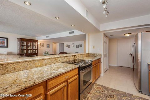 Condo in Titusville, Florida, 3 bedrooms  № 2225123 - photo 14