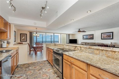 Condo in Titusville, Florida, 3 bedrooms  № 2225123 - photo 12