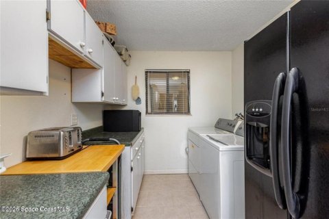 Condo in Titusville, Florida, 3 bedrooms  № 2225123 - photo 16