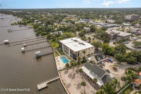 Condo in Titusville, Florida, 3 bedrooms  № 2225123 - photo 25