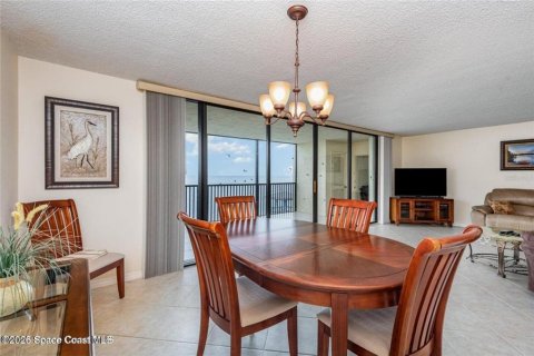 Condo in Titusville, Florida, 3 bedrooms  № 2225123 - photo 10