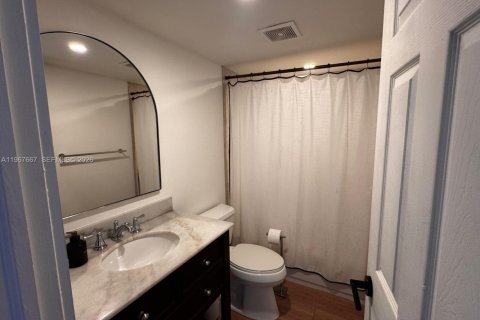 Adosado en venta en Miami, Florida, 3 dormitorios, 147.9 m2 № 2029942 - foto 26