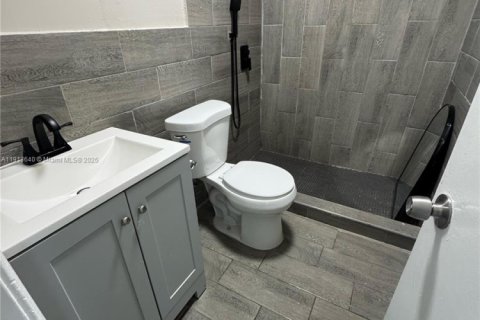 Copropriété à louer à North Miami, Floride: 1 chambre, 63.45 m2 № 1968899 - photo 8