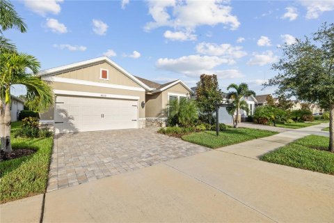 Villa ou maison à vendre à Fish Hawk, Floride: 2 chambres, 178 m2 № 1866093 - photo 2