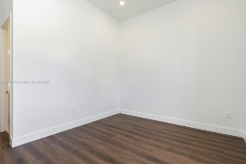 Villa ou maison à louer à Fort Lauderdale, Floride: 3 chambres № 1930217 - photo 30