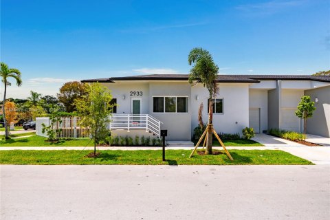 Villa ou maison à louer à Fort Lauderdale, Floride: 3 chambres № 1930217 - photo 6