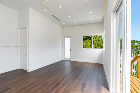 Villa ou maison à louer à Fort Lauderdale, Floride: 3 chambres № 1930217 - photo 9