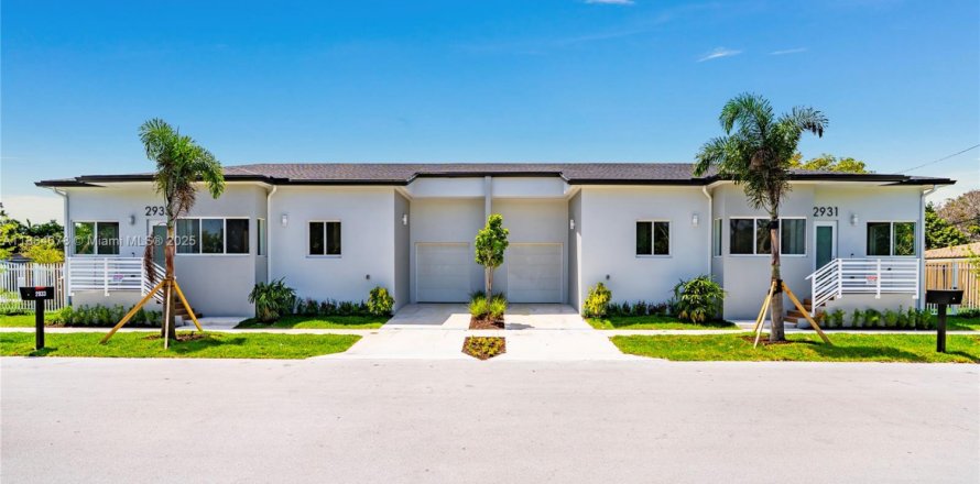 Villa ou maison à Fort Lauderdale, Floride 3 chambres № 1930217