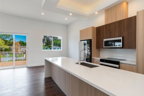 Villa ou maison à louer à Fort Lauderdale, Floride: 3 chambres № 1930217 - photo 16