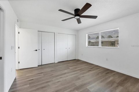 Villa ou maison à vendre à Nokomis, Floride: 2 chambres, 129.04 m2 № 2408147 - photo 15