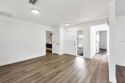 Villa ou maison à vendre à Nokomis, Floride: 2 chambres, 129.04 m2 № 2408147 - photo 7