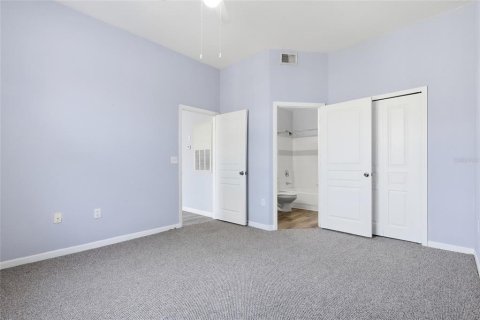 Condo in Tampa, Florida, 2 bedrooms  № 2118306 - photo 17