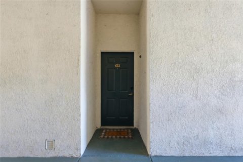 Condo in Tampa, Florida, 2 bedrooms  № 2118306 - photo 3