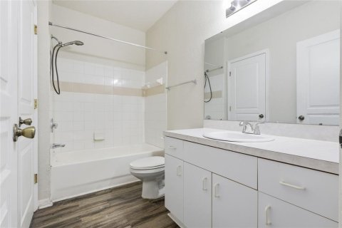 Condo in Tampa, Florida, 2 bedrooms  № 2118306 - photo 12