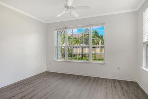 Condo in Sarasota, Florida, 2 bedrooms  № 2233610 - photo 7