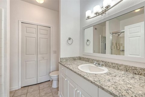Condo in Sarasota, Florida, 2 bedrooms  № 2233610 - photo 23