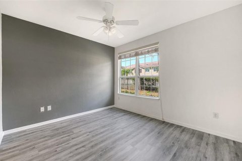 Condo in Sarasota, Florida, 2 bedrooms  № 2233610 - photo 19
