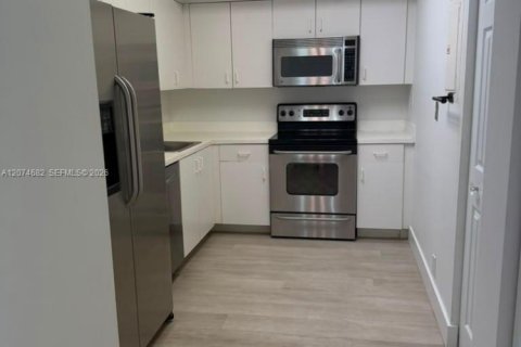 Copropriété à louer à Aventura, Floride: 2 chambres, 105.35 m2 № 2317152 - photo 9