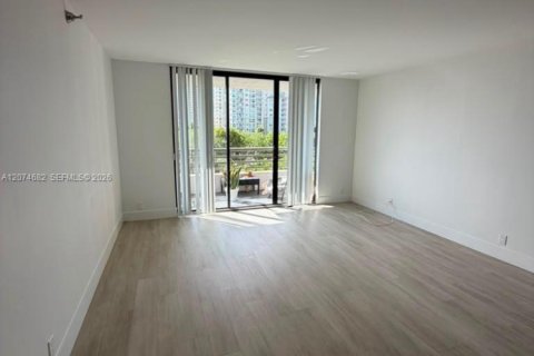 Copropriété à louer à Aventura, Floride: 2 chambres, 105.35 m2 № 2317152 - photo 11